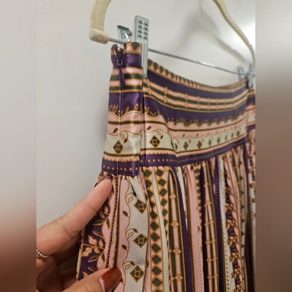 Tory Burch Midi Burnout Silk Pleated Skirt Size 6 Preppy,Office,Feminine, Floral - Picture 7 of 11